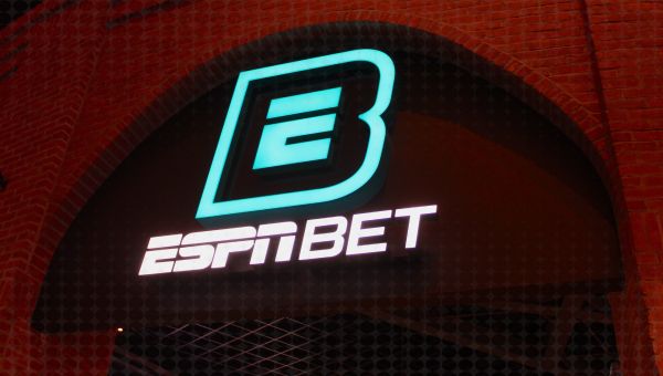  ESPN is gambling with its credibility
  